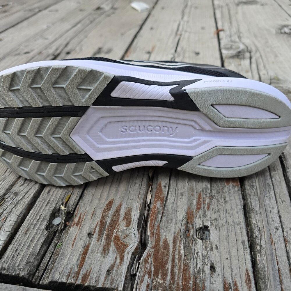 Saucony Men's Axon Road Running Shoe Black 11.5D - Picture 9 of 10